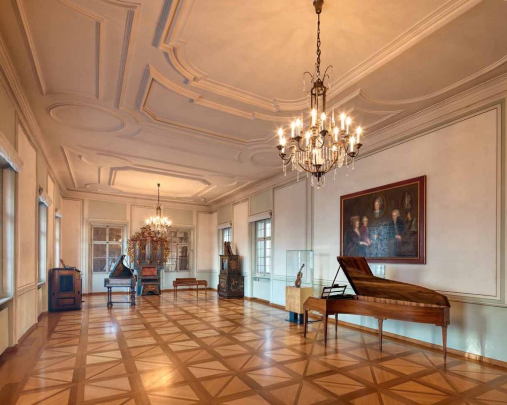 Virtual tour to Mozart Residence